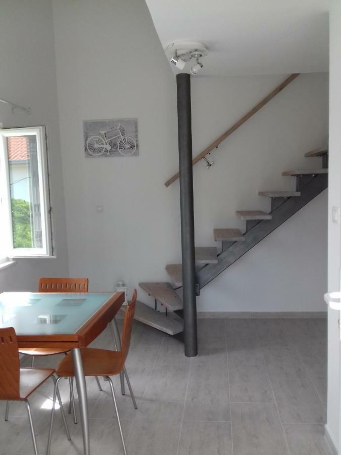 Apartman Nena Appartamento Slatine Esterno foto